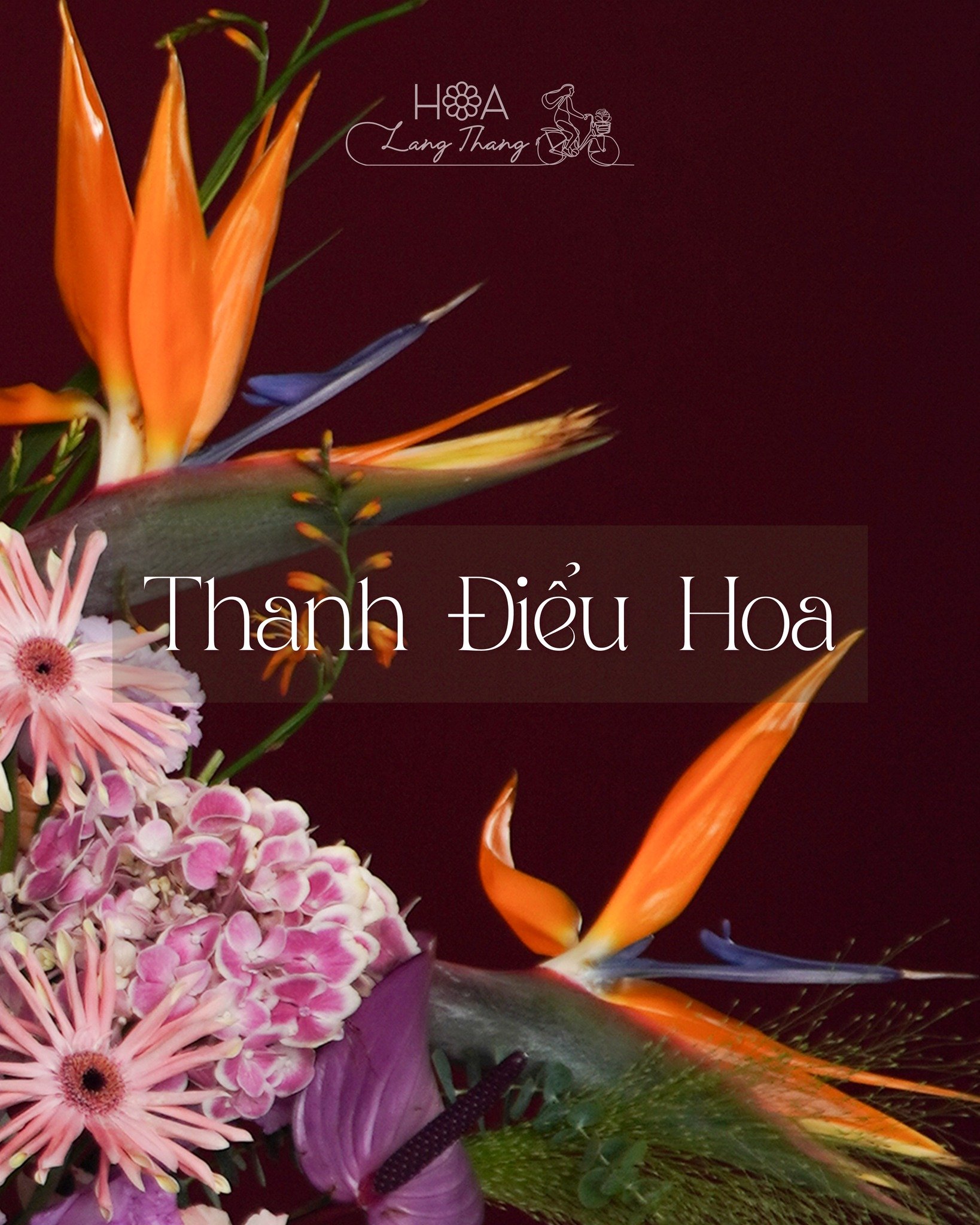 Bình hoa đẹp với hoa hướng dương, cẩm tú cầu và hoa ly, kiểu <a href=