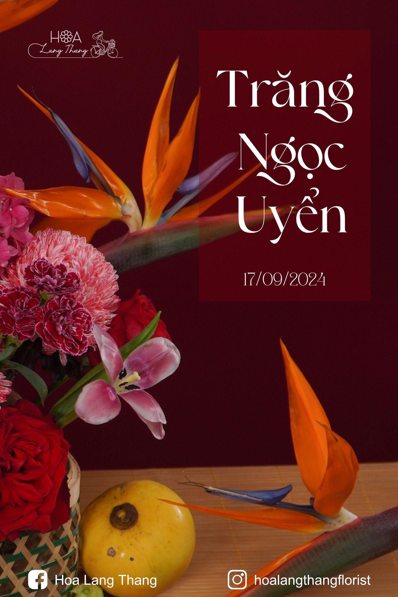 Bình hoa với <a href=