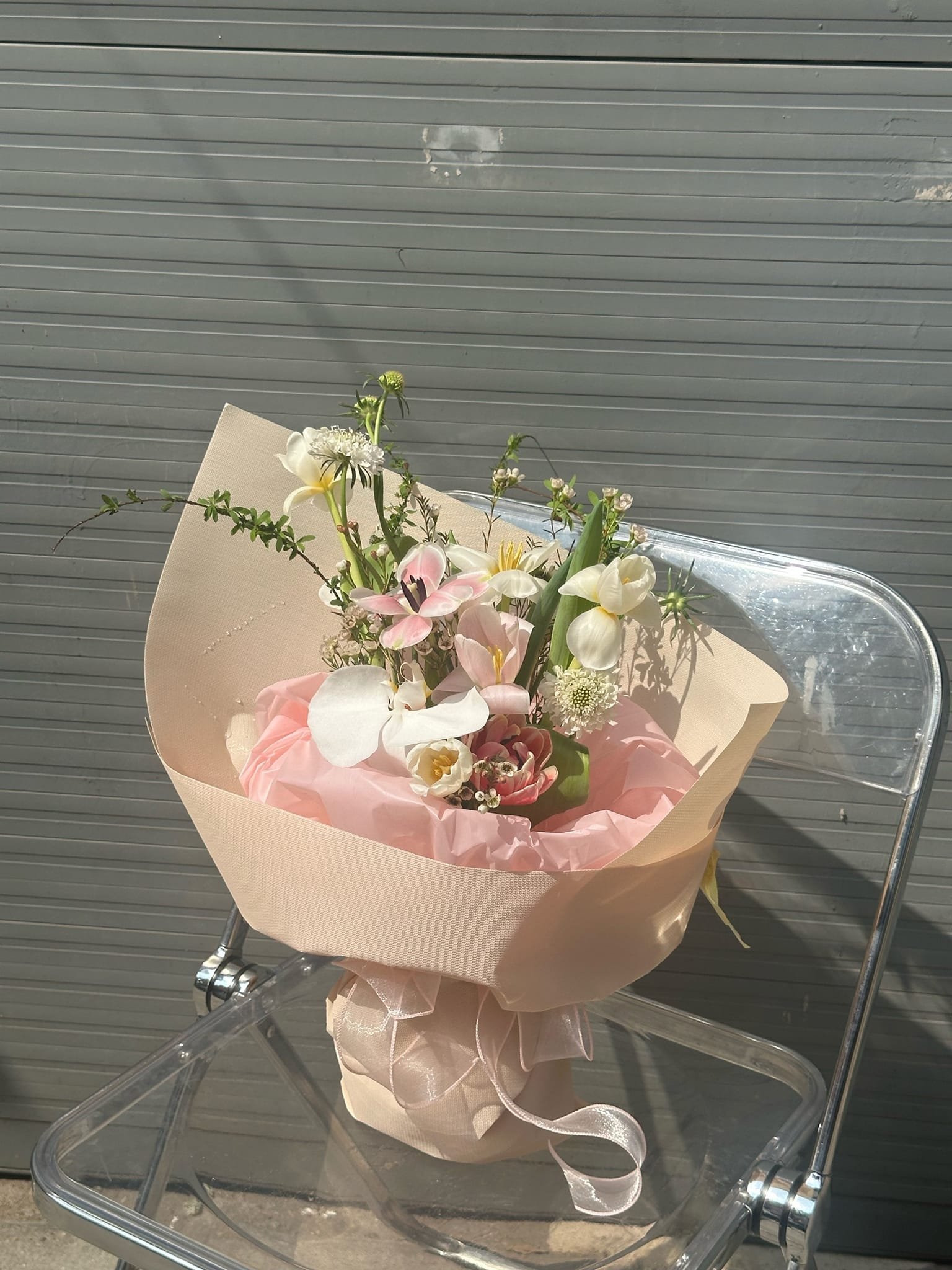 Bó hoa kiểu cắm với tulip, <a href=