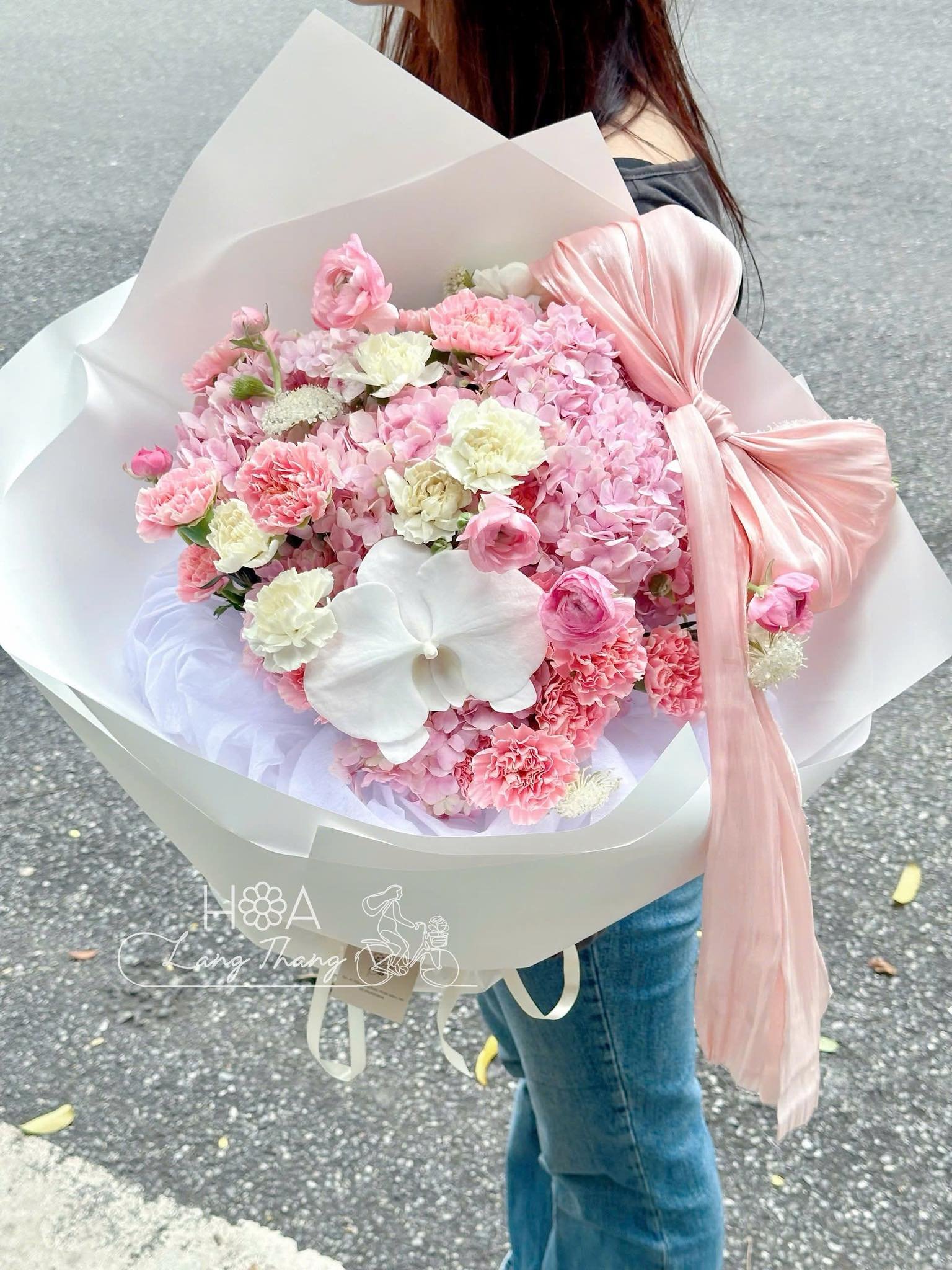 Bó hoa xinh đẹp với hồng, <a href=