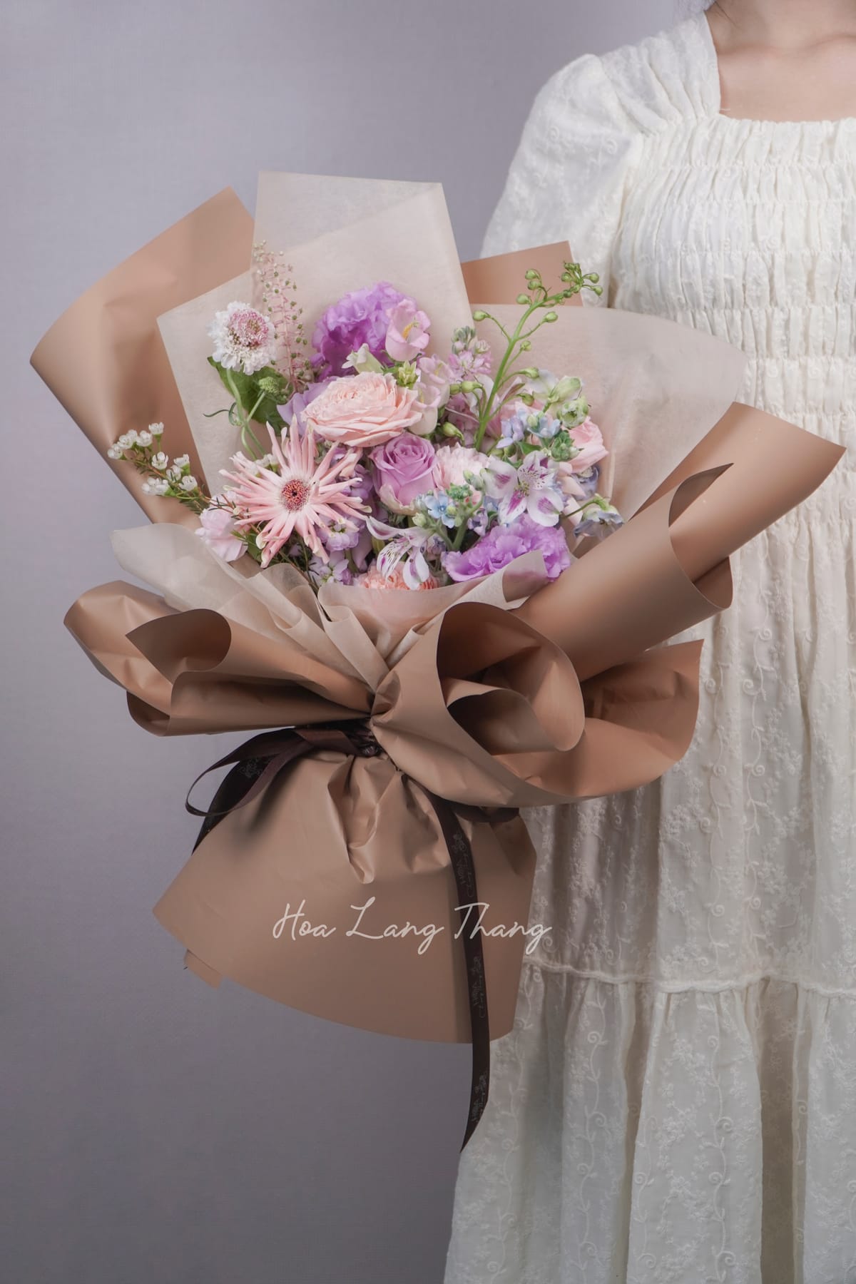 Celeste Opulence - hoa cao cap tang sep gia tren 1 trieu | Hoa Lang Thang
