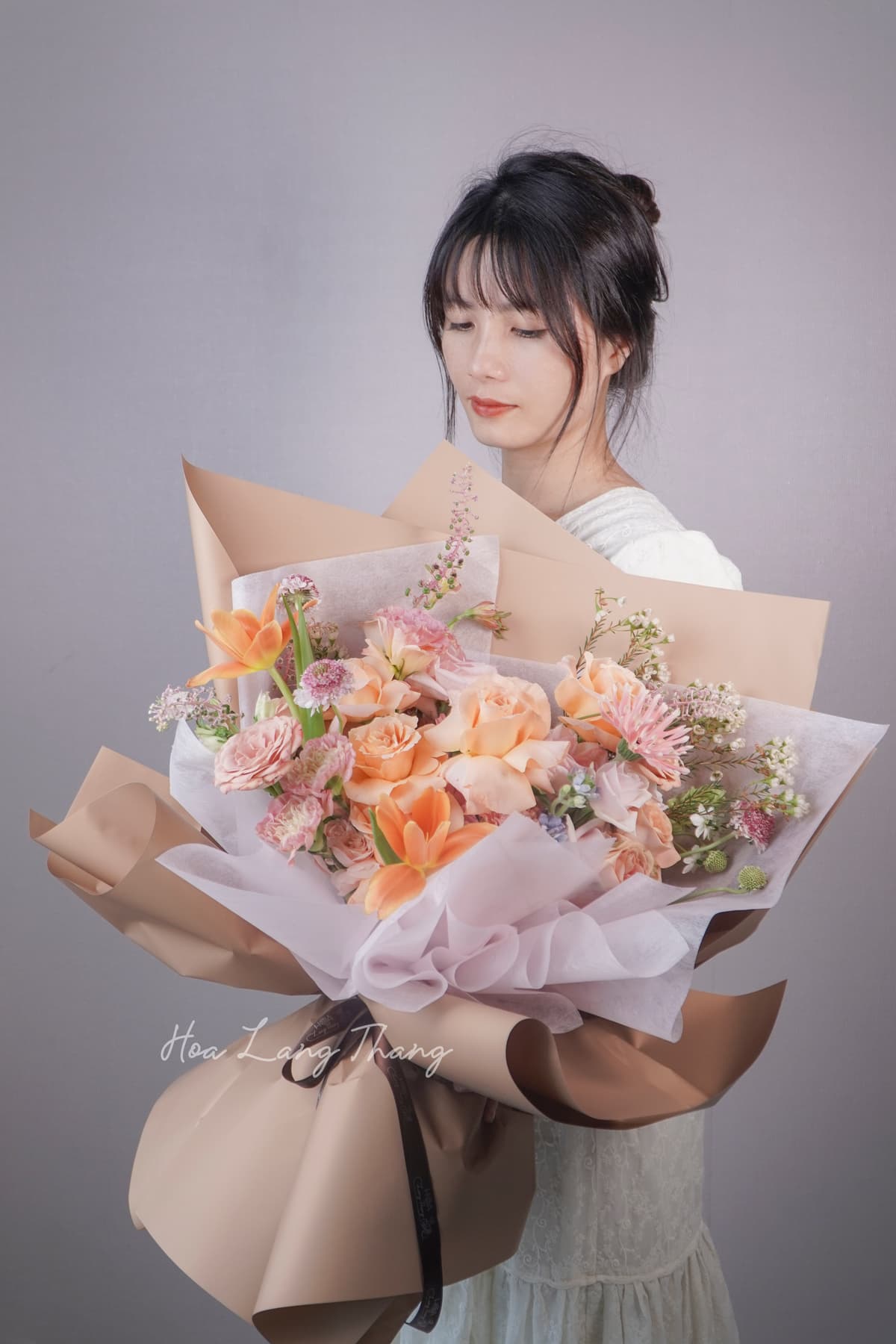 Hoa tươi Hoa Lang Thang — Hoa Tặng Valentine — Nam Tặng Gì Đẹp Để Ghi Dấu Khoảnh Khắc?