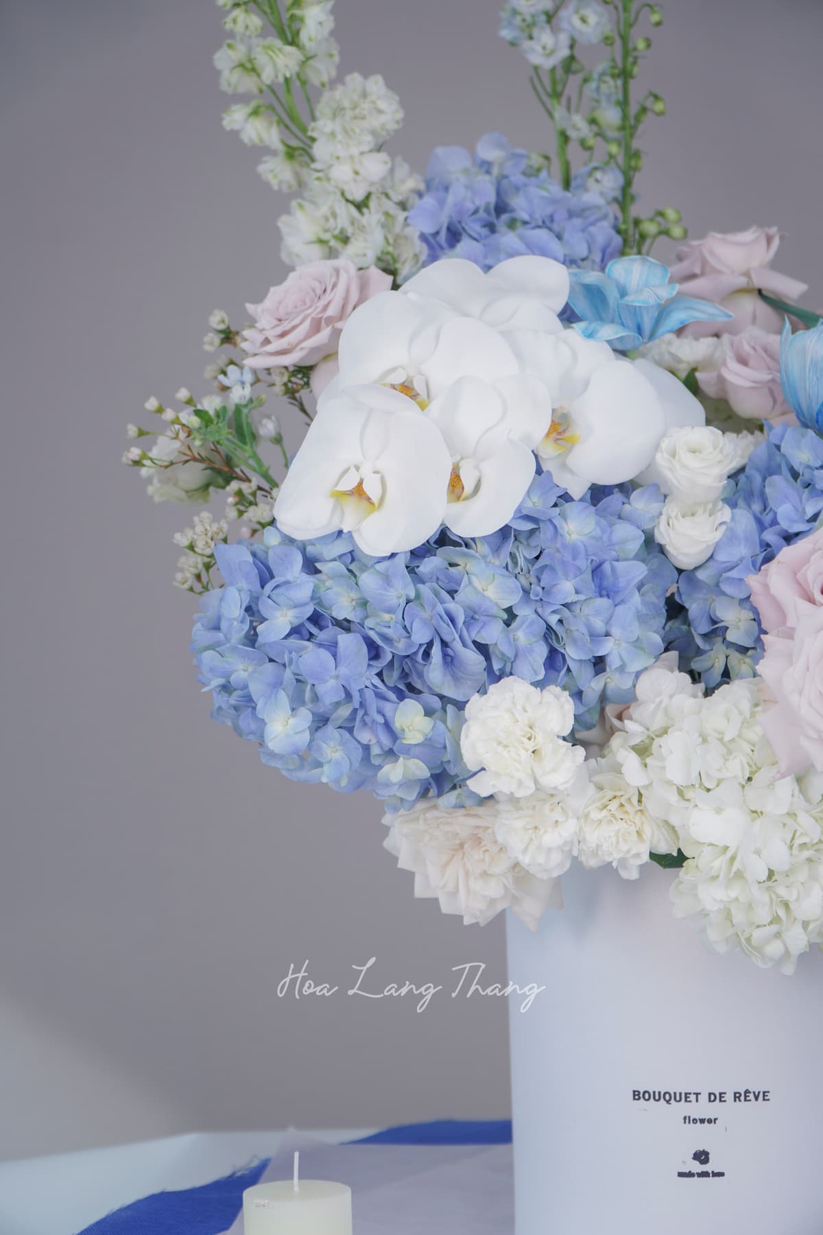 Lẵng hoa cao cấp Celestine Basket tại Hà Nội | Hoa Lang Thang