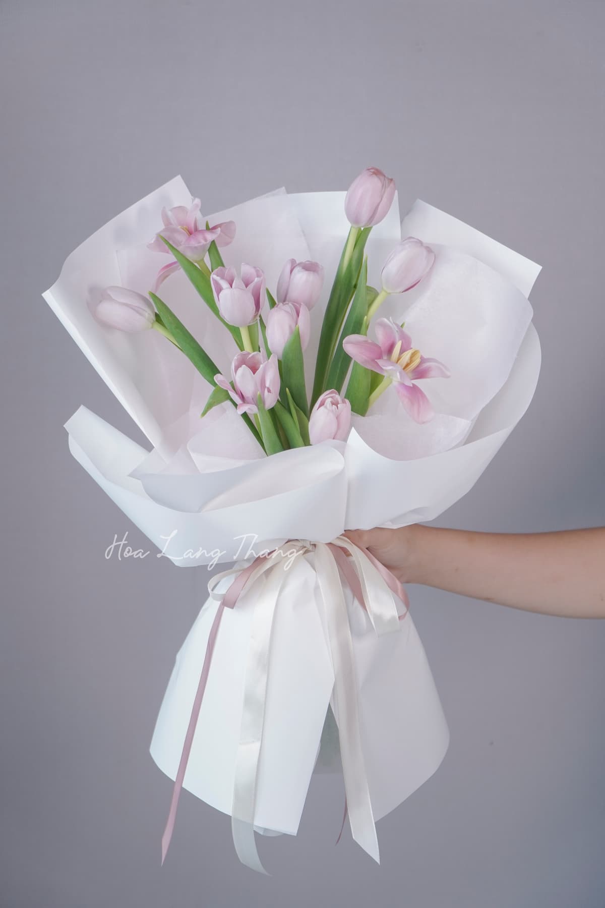 Hoa tươi Hoa Lang Thang — Hoa tặng người nước ngoài tại Hà Nội