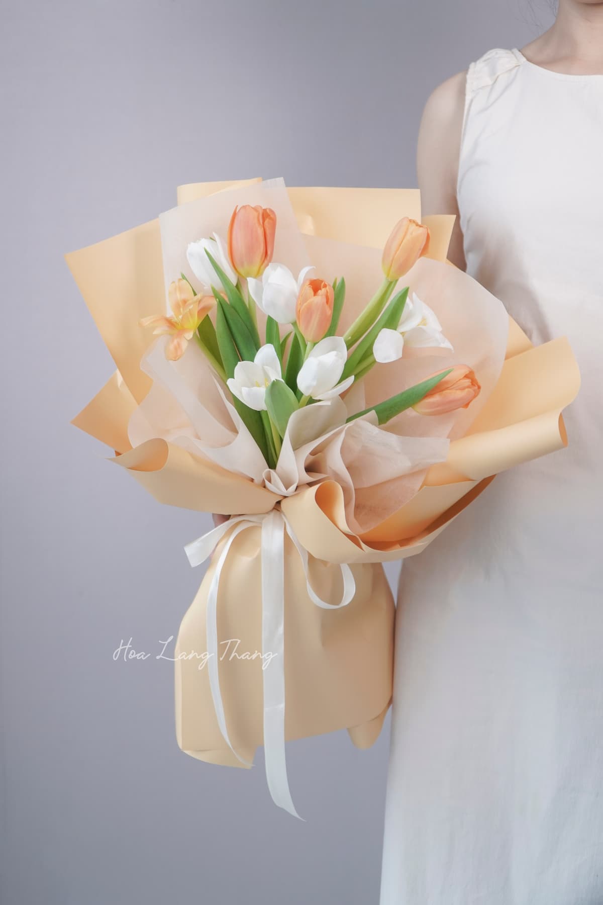 Hoa tươi Hoa Lang Thang — Kệ Hoa Lan Hội Trường Cao Cấp – Hoa Lang Thang