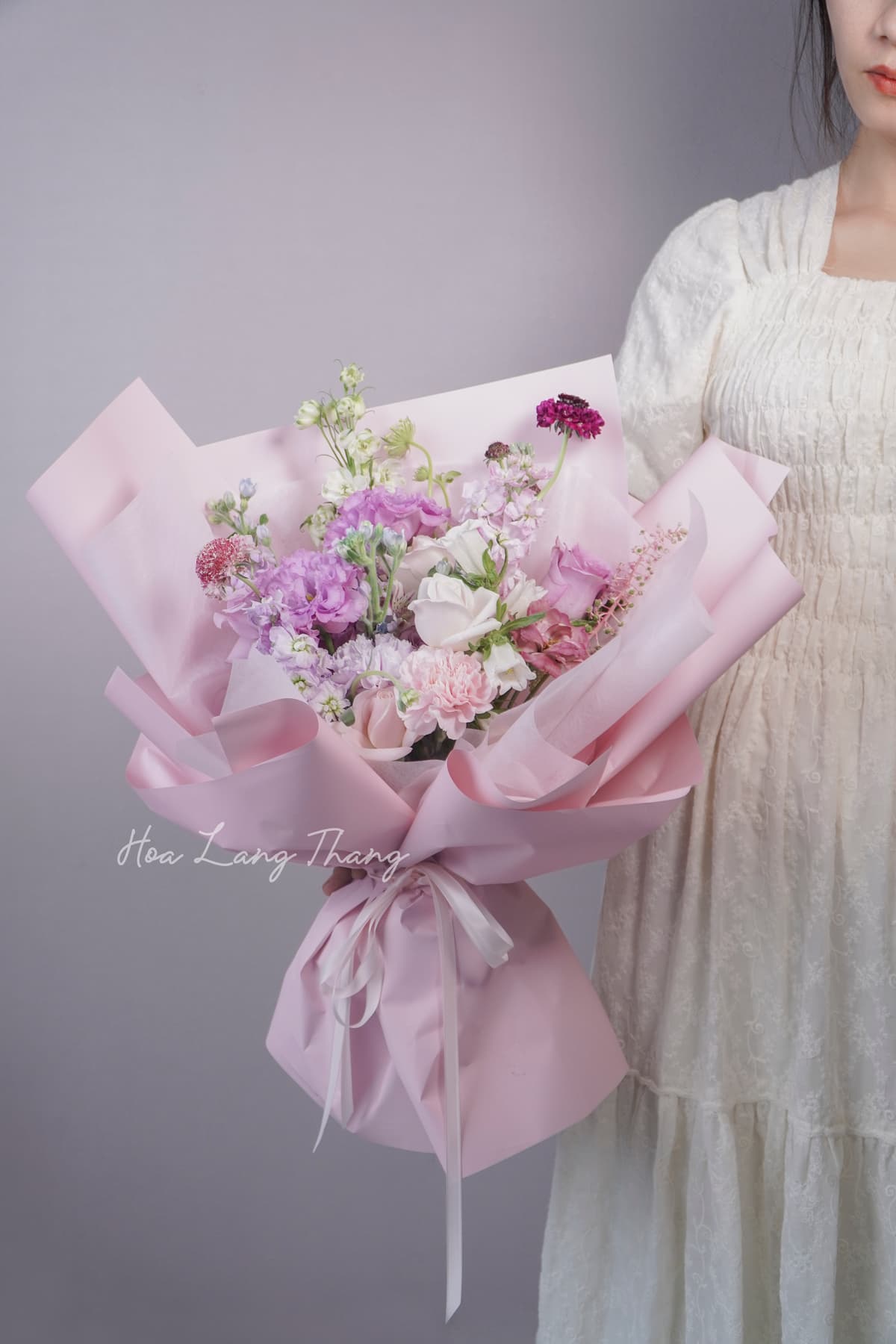Hoa tươi Hoa Lang Thang — Hoa Tặng Sếp Nữ — Sang Trọng, Chuyên Nghiệp, Không 