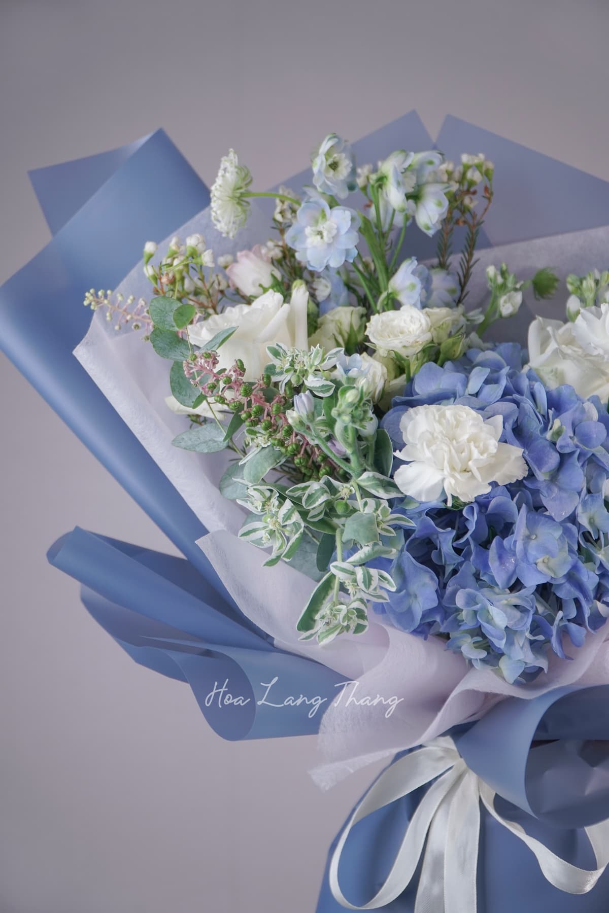 Hoa tươi Hoa Lang Thang — Hoa Delphinium Nhập Khẩu Xanh Đẹp