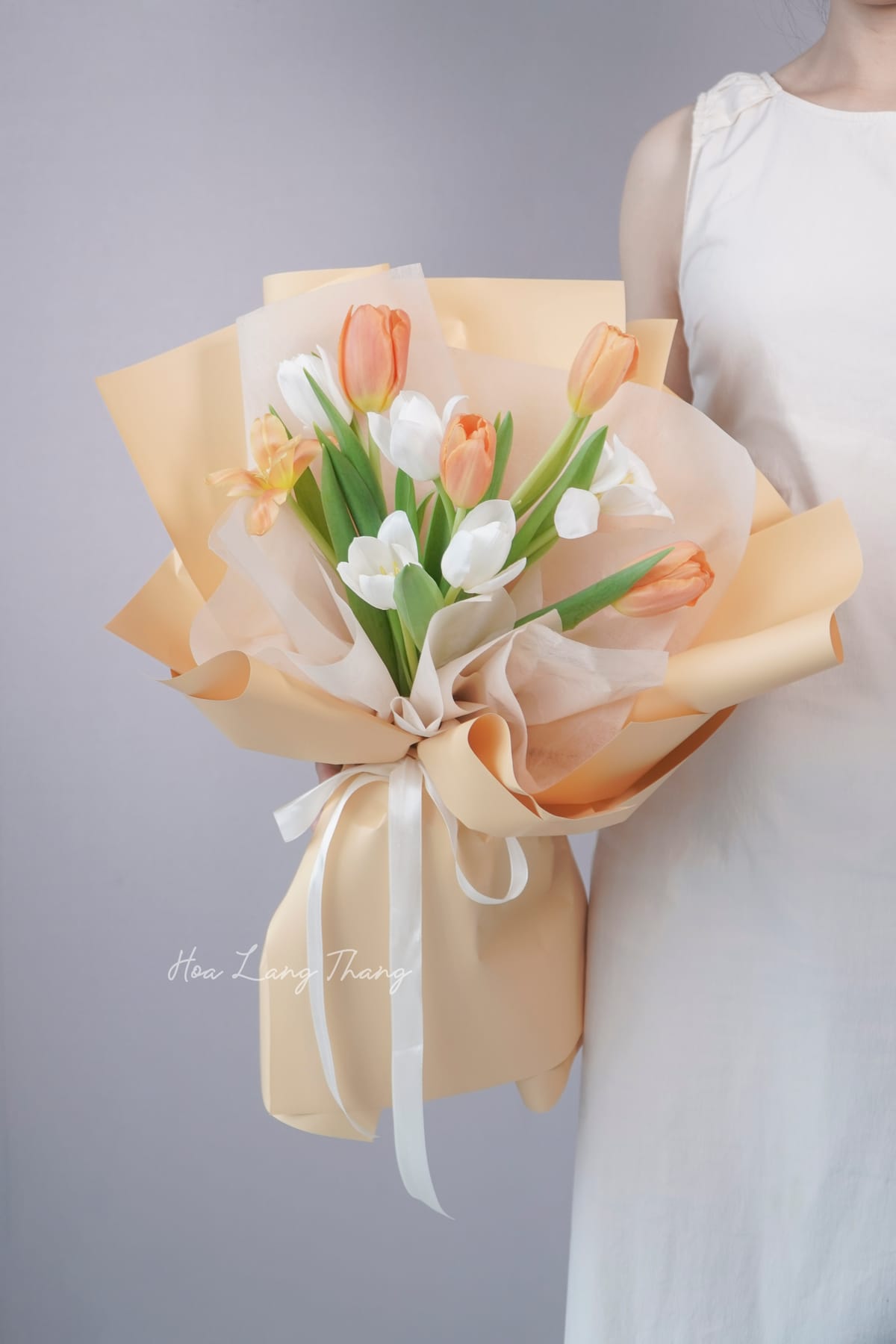 Sylva Tulip Box - hoa tang chuc mung thang chuc | Hoa Lang Thang